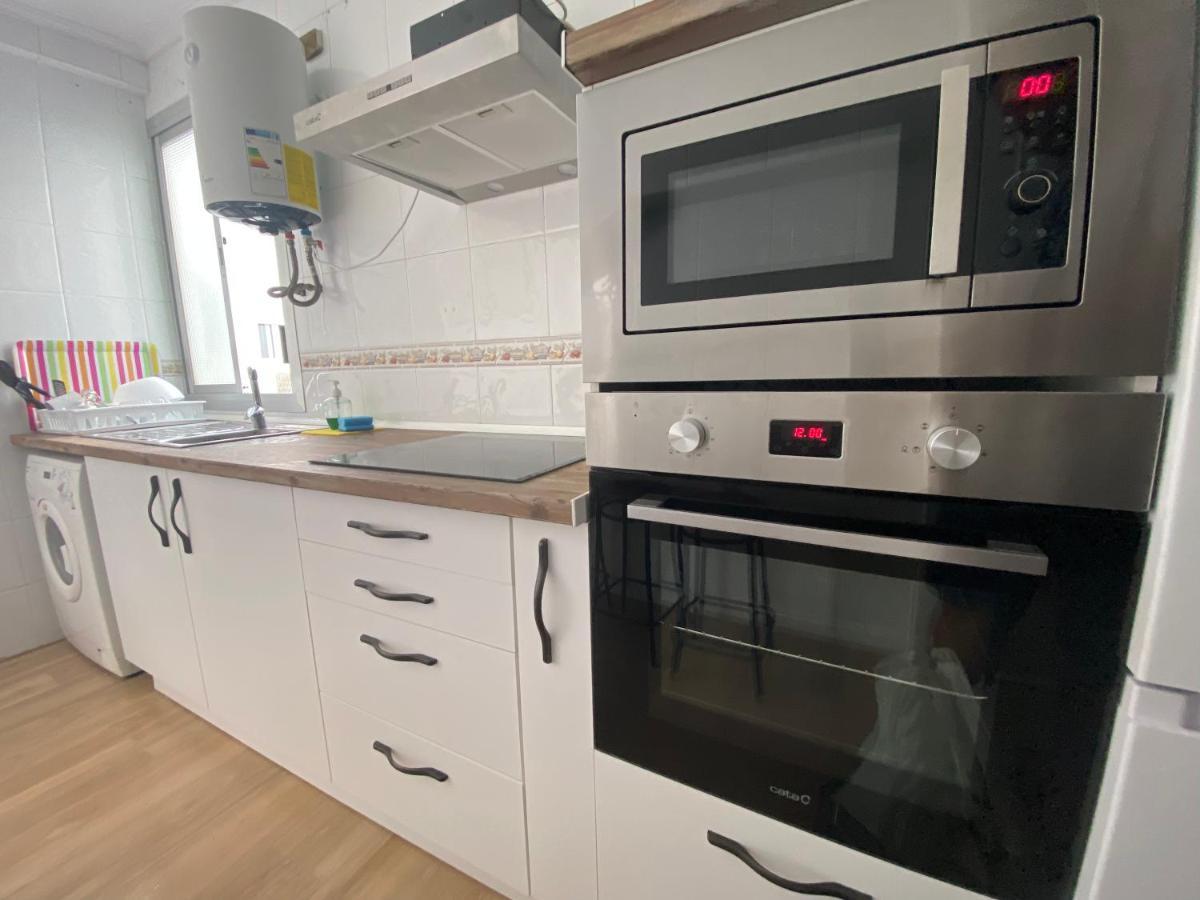 Apartamento Paseo Marítimo Daniel. Almería